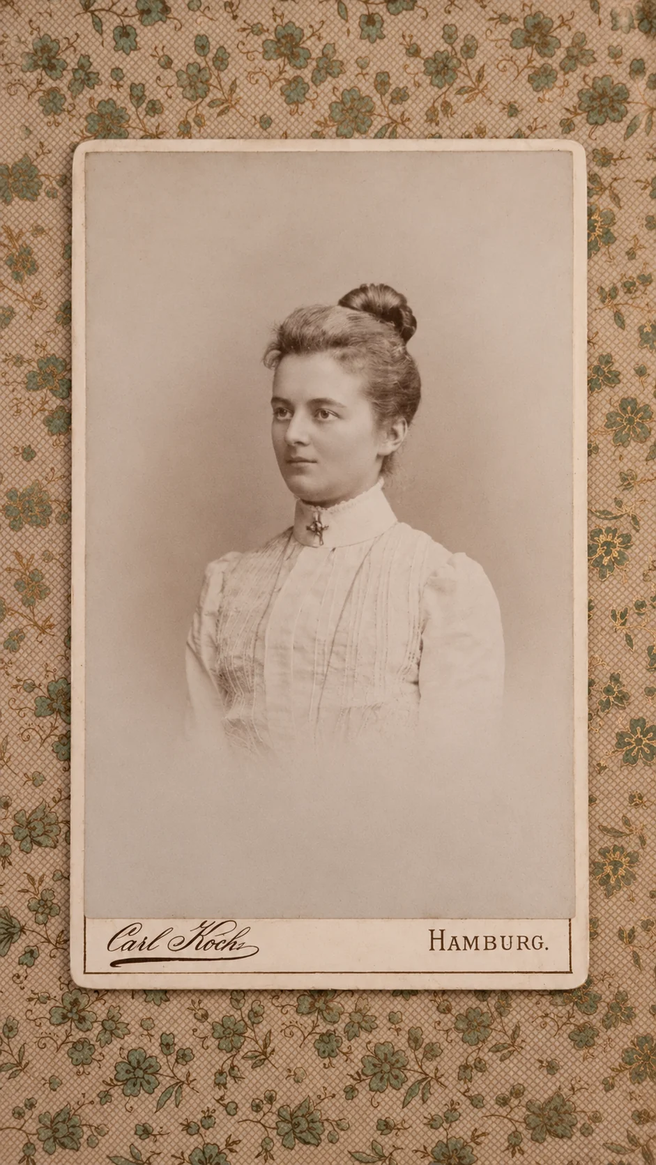 Originales historisches Porträt der in der Geschichte Henriette Elvers genannten Frau aus dem Atelier Carl Koch